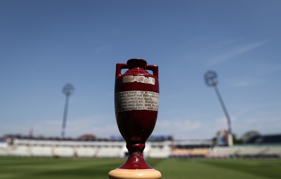 Ashes Urn